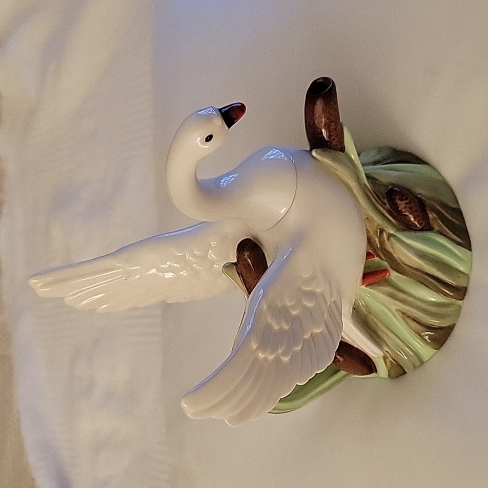 Enesco Artist Gallery Teapot "Summer Swan 2010 Series, Designed by Dean Griff.